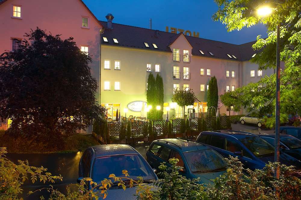 Akzent Hotel Frankenberg Bagian luar foto